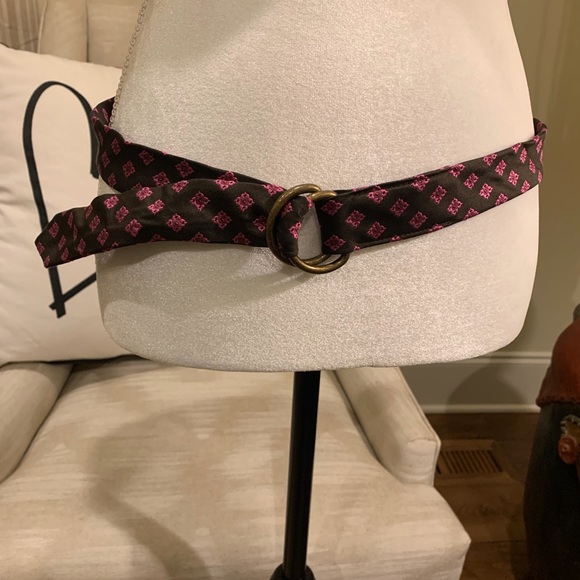 J crew belt 💗
